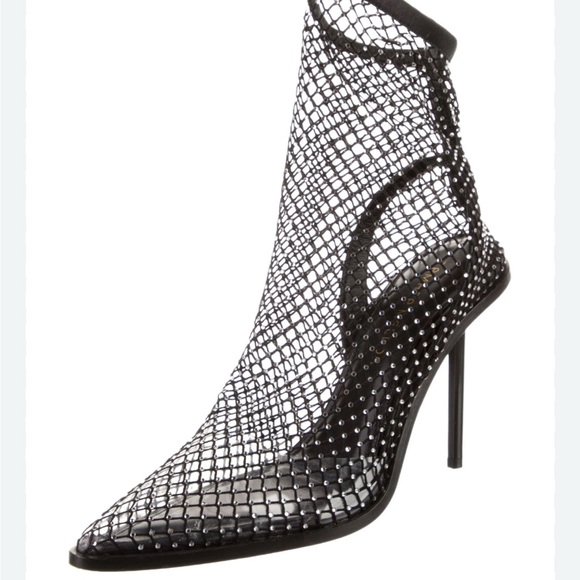 Tamara Mellon Mackie 65 - Picture 3 of 5